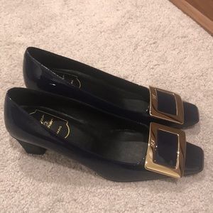 Roger Vivier pumps in patent leather